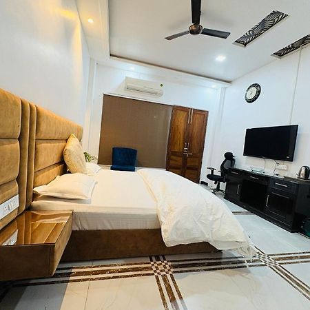 Shreshth Home Stay - Best Family Accommodation - 3Km From Har Ki Pauri, Haridwar, Uttarakhand Exterior foto