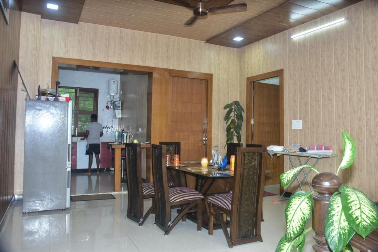 Shreshth Home Stay - Best Family Accommodation - 3Km From Har Ki Pauri, Haridwar, Uttarakhand Exterior foto